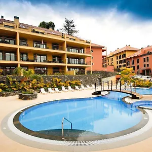https://madeira-luxury-villas-living-funchal.madeira-islandshotels.com